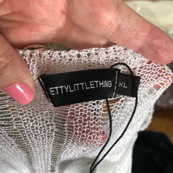 NWT PRETTYLITTLETHING Sheer Ribbed Knit Long Sleeve Top Plus Size XL - Picture 9 of 11